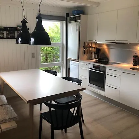 Semesterbostad Amazing In W- Esbjerg